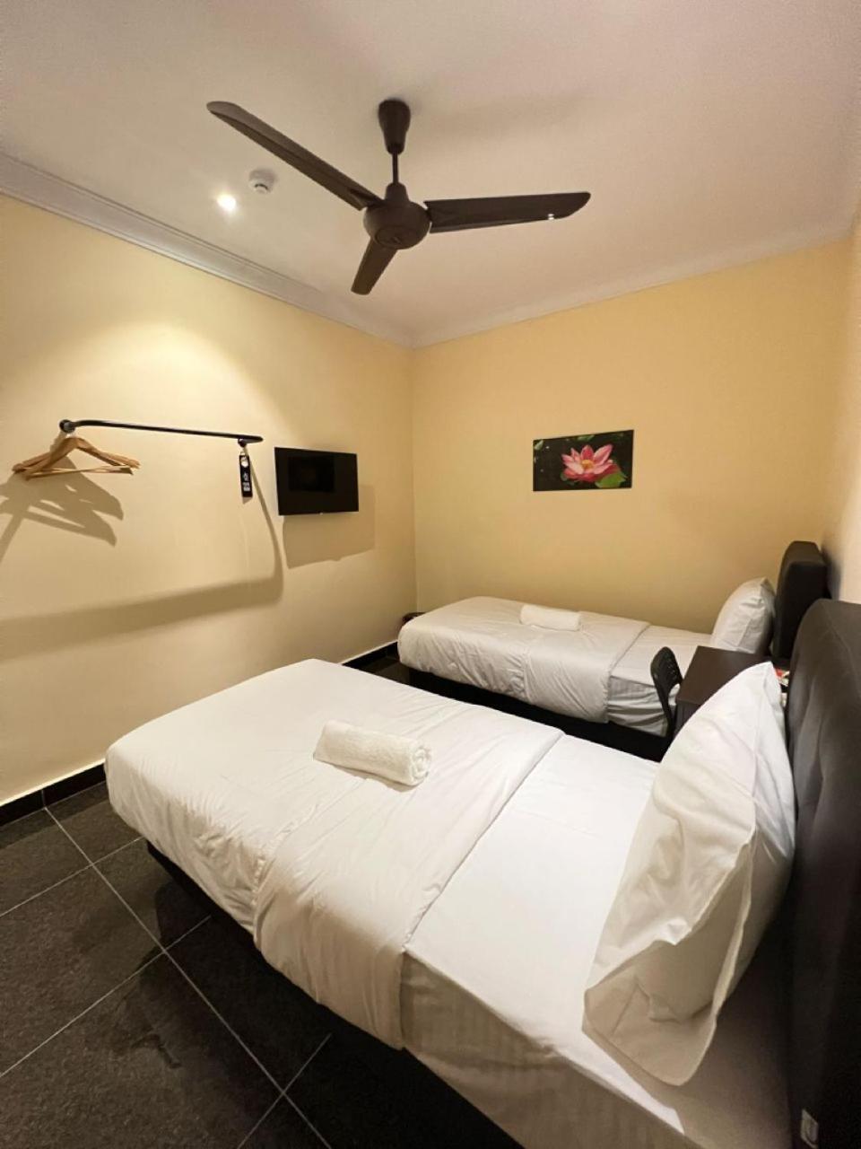 I Go Inn Bandar Saujana Putra Exterior foto